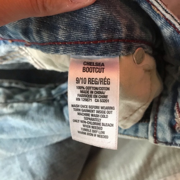 Distressed Jeans; size 9/10 - Picture 5 of 5